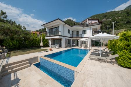Mediterranean Breeze Villa Yeşilüzümlü